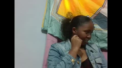 Snapshot of adelealy chatting on 09.25.25 adelealy online show from 09.25.25