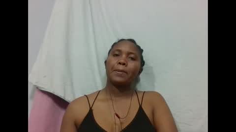 Snapshot of adelealy chatting on 10.02.25 adelealy online show from 10.02.25