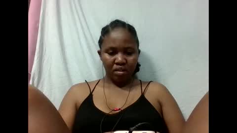Snapshot of adelealy chatting on 10.09.25 adelealy online show from 10.09.25