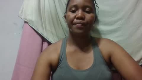 Snapshot of adelealy chatting on 02.01.26 adelealy online show from 02.01.26