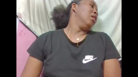 Snapshot of adelealy chatting on 02.25.26 adelealy online show from 02.25.26