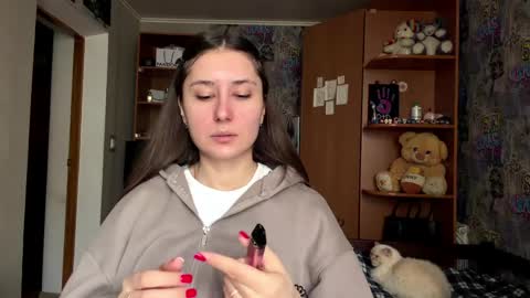 Poly online show from 04.03.26