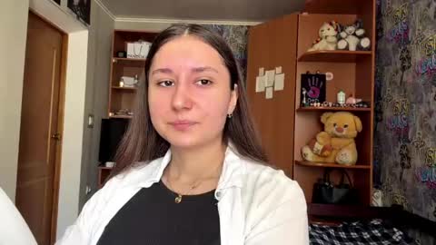 Poly online show from 04.12.26