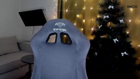 Adele Shine online show from 01.11.25