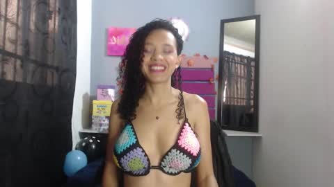 Snapshot of adeleth_blue chatting on 10.06.25 Adeleth online show from 10.06.25