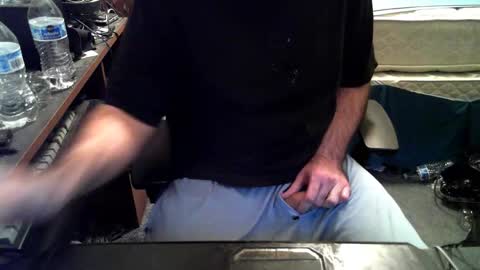 adelhi20 online show from 10.16.25