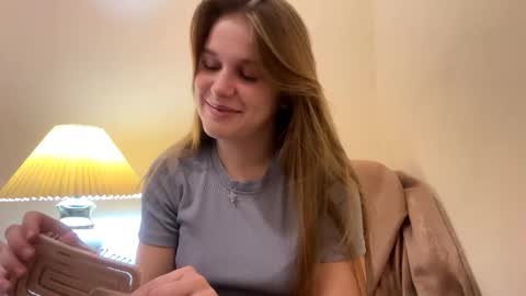 Snapshot of adeliaebbers chatting on 11.25.25 Katherine online show from 11.25.25