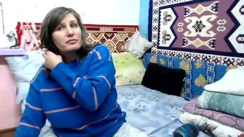 Larisa online show from 11.17.25