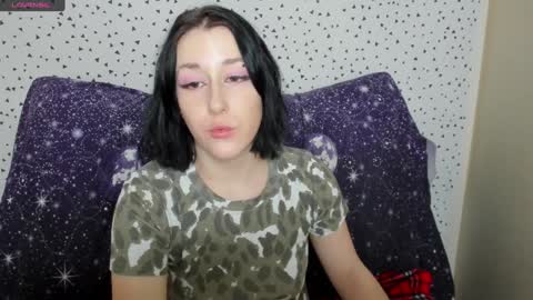Snapshot of adell_berry chatting on 02.08.25 Adel online show from 02.08.25