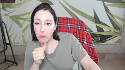 Snapshot of adell_berry chatting on 02.28.25 Adel online show from 02.28.25