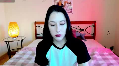 Snapshot of adell_berry chatting on 09.17.25 Adel online show from 09.17.25