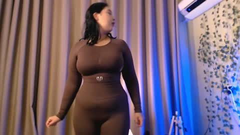 Snapshot of adellene chatting on 10.28.25 mostly online 22-04 gmt3 subscribe to tg chanel online show from 10.28.25