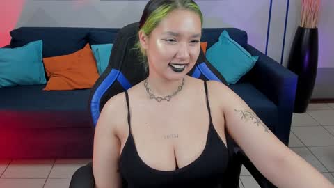 Adelina online show from 12.04.24