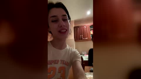 Adellyy online show from 04.05.26