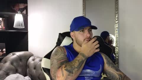 Snapshot of ades_lowe chatting on 10.17.25 Ades online show from 10.17.25