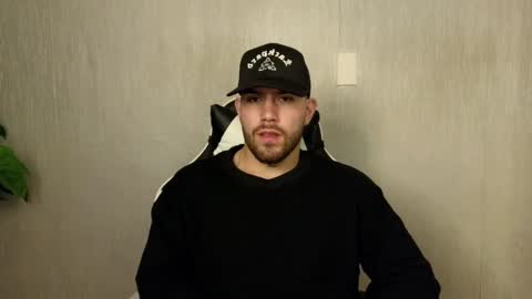 Snapshot of ades_lowe chatting on 10.21.25 Ades online show from 10.21.25