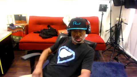 adick_ting online show from 10.16.25