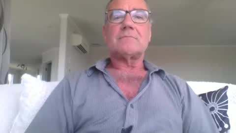 adjustable14 online show from 11.02.25