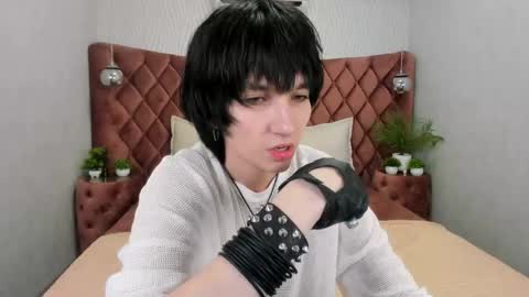 Snapshot of adonbev chatting on 06.07.26 adonbev online show from 06.07.26
