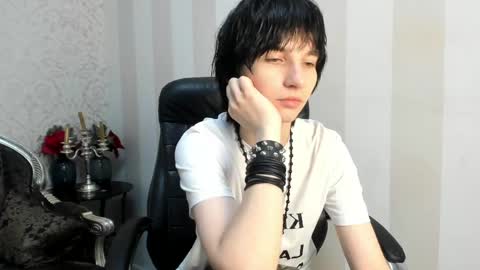 Snapshot of adonbev chatting on 06.10.26 adonbev online show from 06.10.26