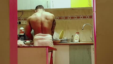 Adonis online show from 02.04.25