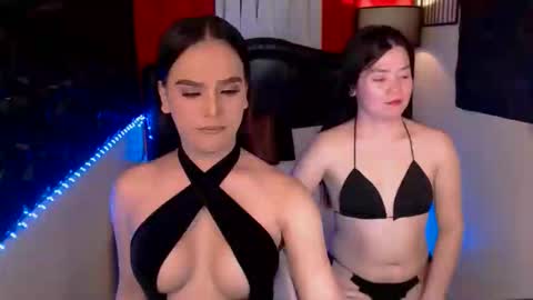 Snapshot of adorable_andrea chatting on 11.07.25 adorable_andrea online show from 11.07.25