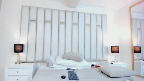 ANDREA PEREZ online show from 02.24.25