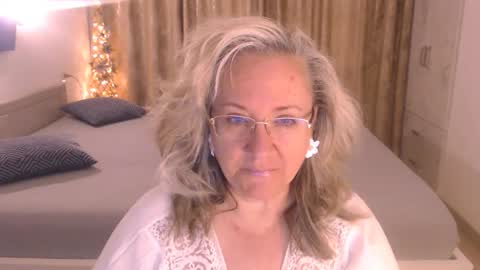 Snapshot of adrena_ chatting on 05.21.26 Cryna online show from 05.21.26