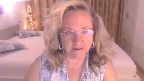 Snapshot of adrena_ chatting on 05.27.26 Cryna online show from 05.27.26
