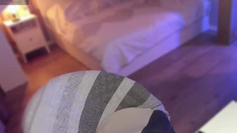 Victoria online show from 01.07.25