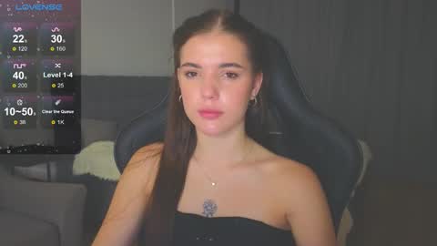 Snapshot of adri_dream chatting on 09.29.25 Adriana online show from 09.29.25