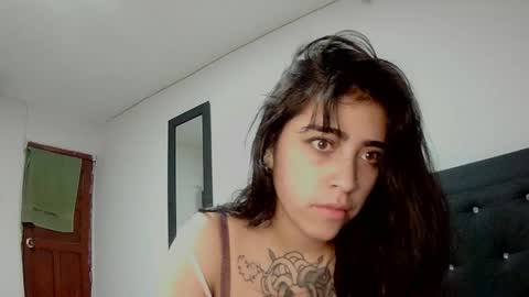    online show from 10.05.25