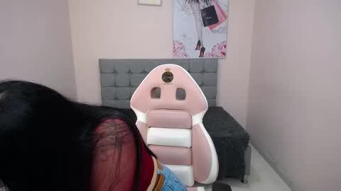 Adri  online show from 02.02.26