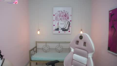 Adri  online show from 04.10.26