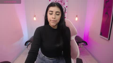 Adri  online show from 04.17.26