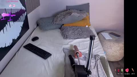 Snapshot of adri_silva_ chatting on 03.30.26 adri online show from 03.30.26