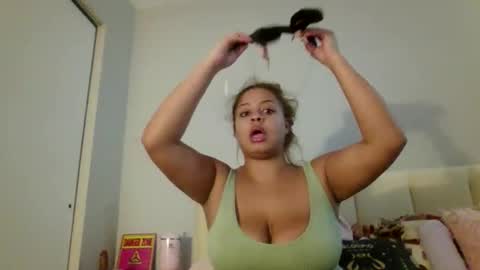 Princess Adri online show from 04.06.26