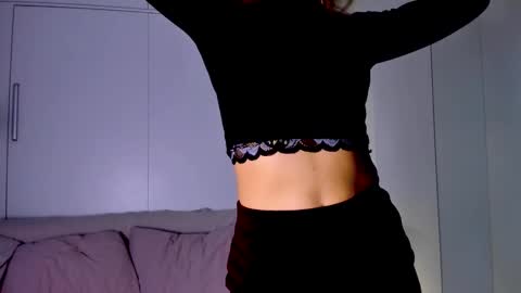 Adriana online show from 10.18.25