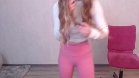 Adriana online show from 11.03.25