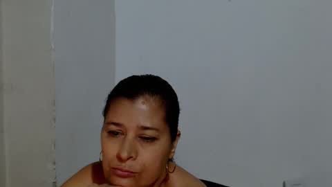 Adriana milf online show from 10.15.25