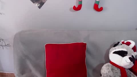 Snapshot of adrianapdes chatting on 12.15.24 Adriana Paredes online show from 12.15.24