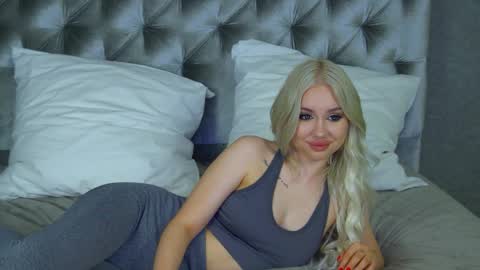 Adriana Rockefeller online show from 04.16.26