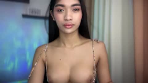 Adriana online show from 10.05.25