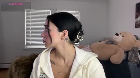 Adrianna  online show from 11.10.25