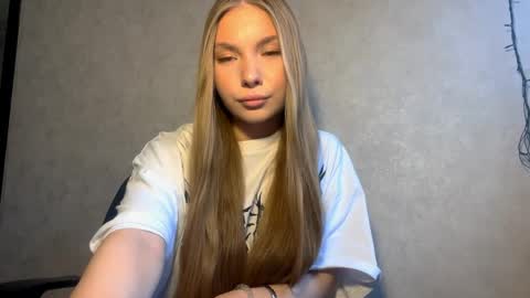 Caroline online show from 04.01.26