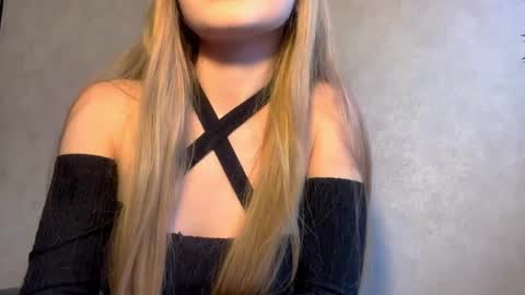 Caroline online show from 04.07.26