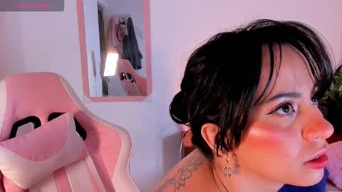 Snapshot of adriannyp chatting on 10.26.25 adrianny online show from 10.26.25