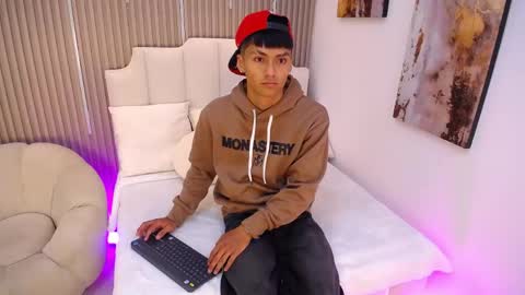 adrianstark_ online show from 05.18.26