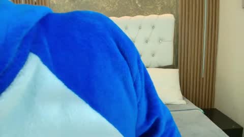 adrianstark_ online show from 05.23.26
