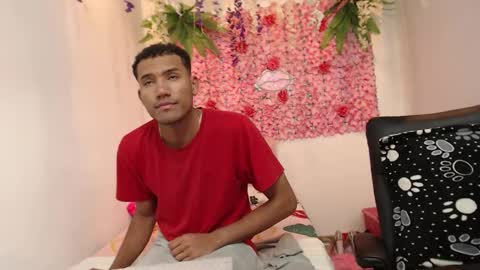 adriel_and_risitos_ online show from 09.24.25